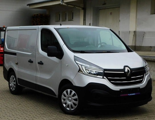 Renault Trafic cena 64900 przebieg: 159000, rok produkcji 2020 z Młynary małe 92
